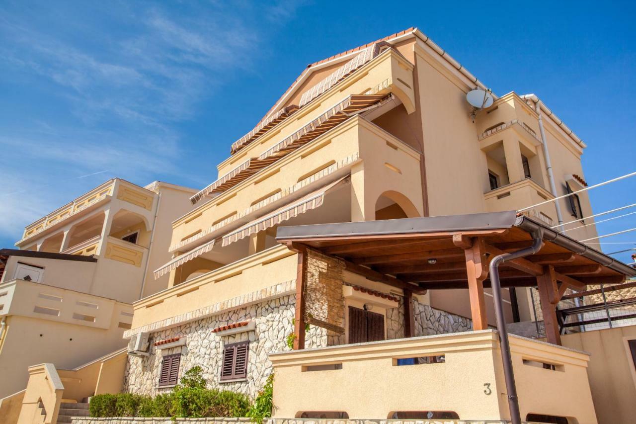 Apartmani Komesic Зубовичі Екстер'єр фото
