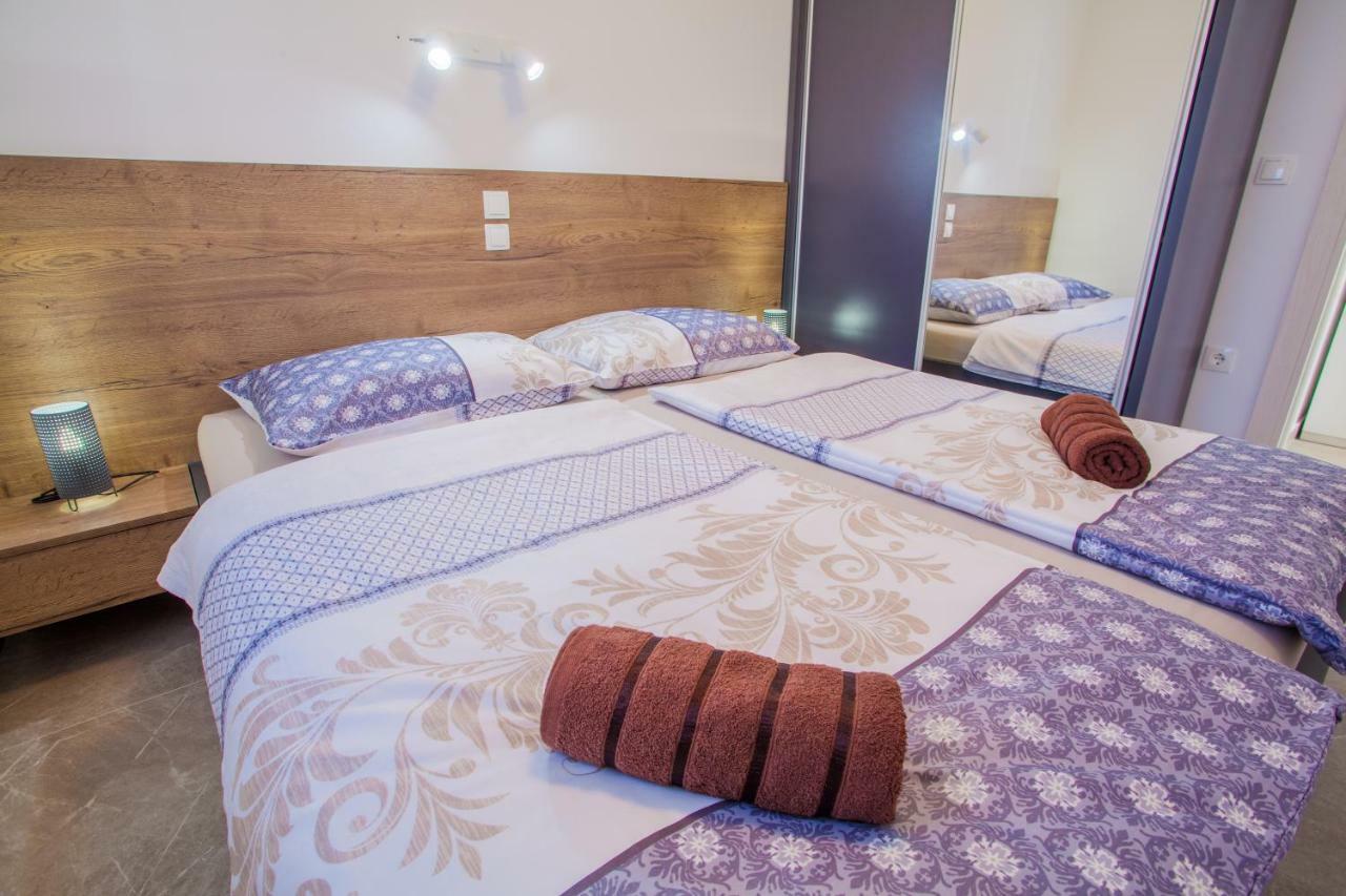 Apartmani Komesic Зубовичі Екстер'єр фото
